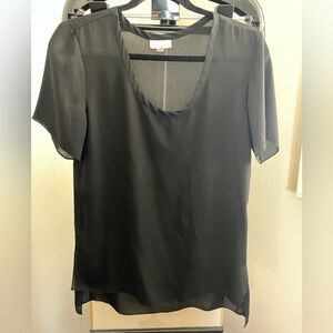 Leith Gray V-Neck Short Sleeve Blouse